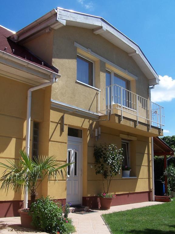 Akácia Apartman Budapest Exterior foto