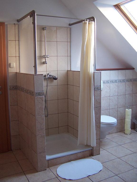Akácia Apartman Budapest Habitación foto